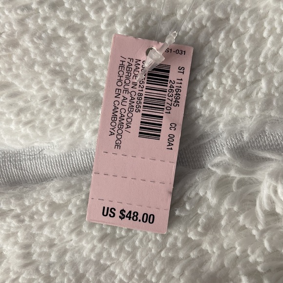 New Victoria’s Secret Floral Crossbody with Chain - Picture 6 of 6